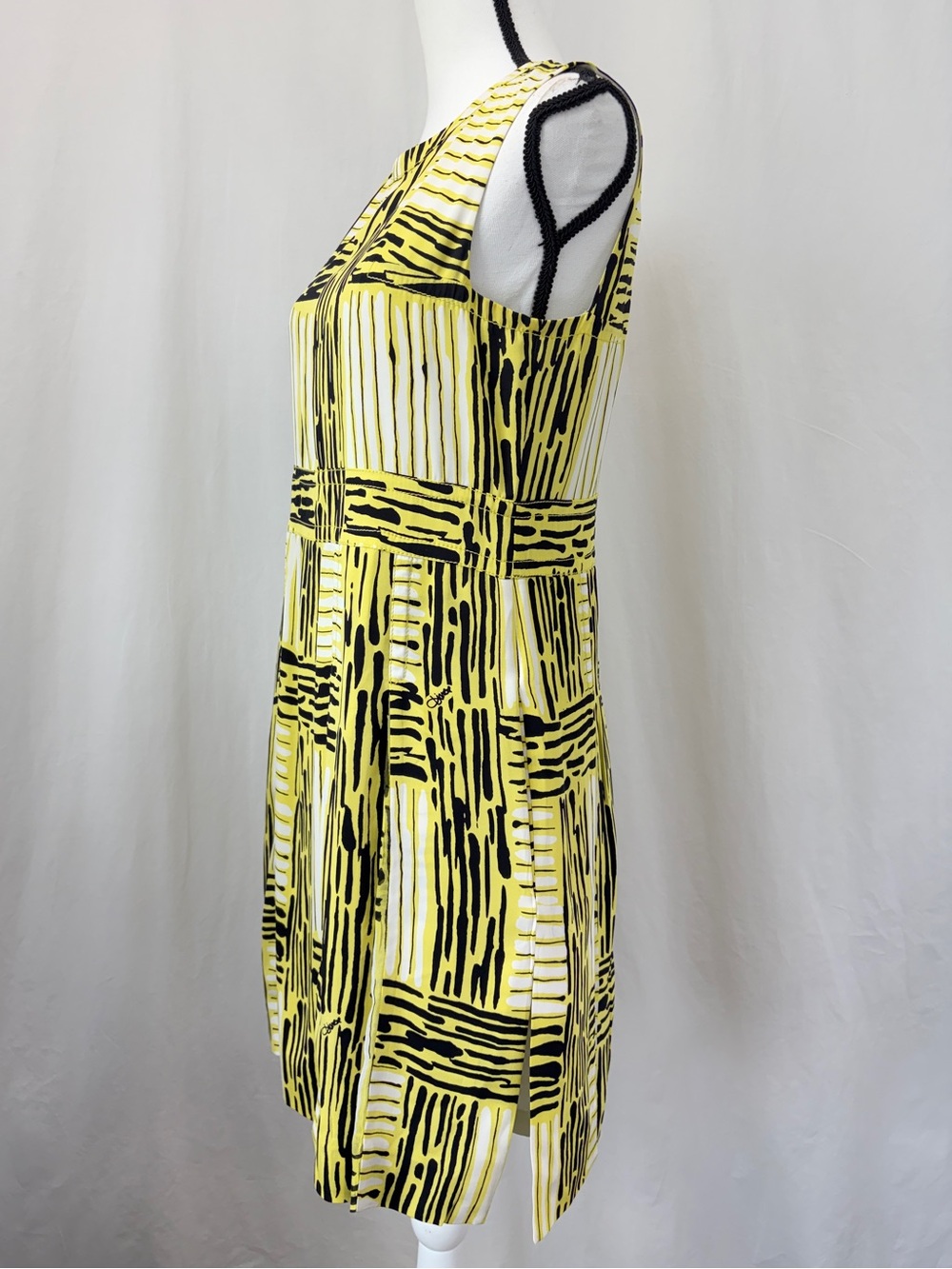 Diane Von Furstenberg DVF Hayley Silk Print Pleated Dress Sz 6 Yellow Black - Picture 3 of 17